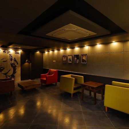 Kfour Apartment & Hotels Private Limited Maduráj Kültér fotó