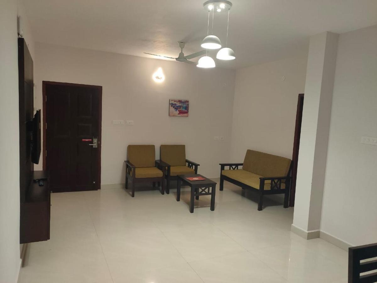 Kfour Apartment & Hotels Private Limited Maduráj Kültér fotó