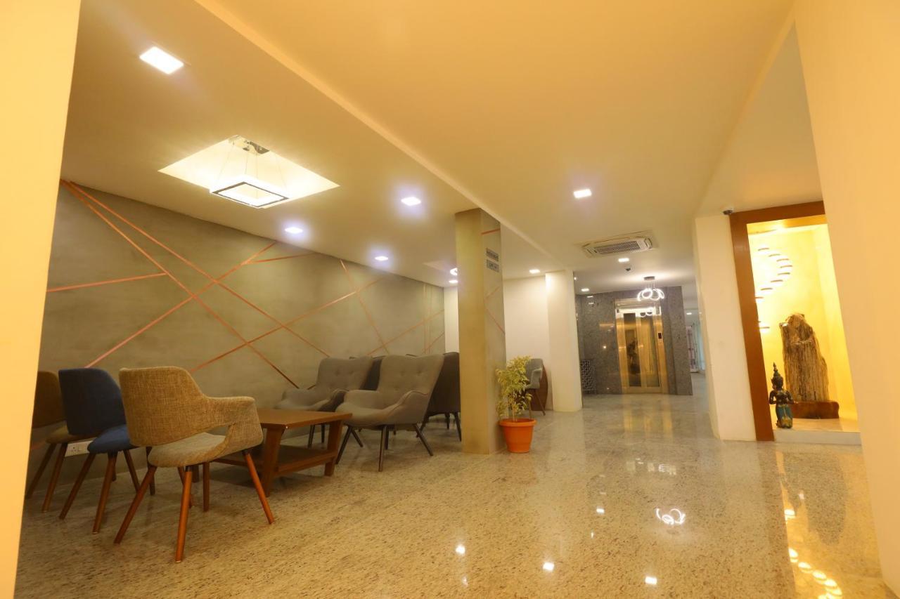 Kfour Apartment & Hotels Private Limited Maduráj Kültér fotó